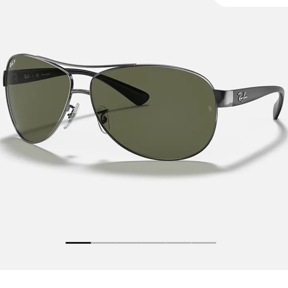 Ray-Ban Other - Ray-Ban black aviator sunglasses, mens. Excellent condition. Polarized lenses.